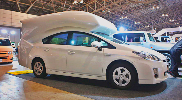 Toyota Prius als „Wohn-Mobil“