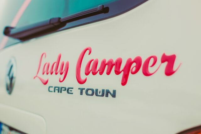 LadyCamper Schriftzug