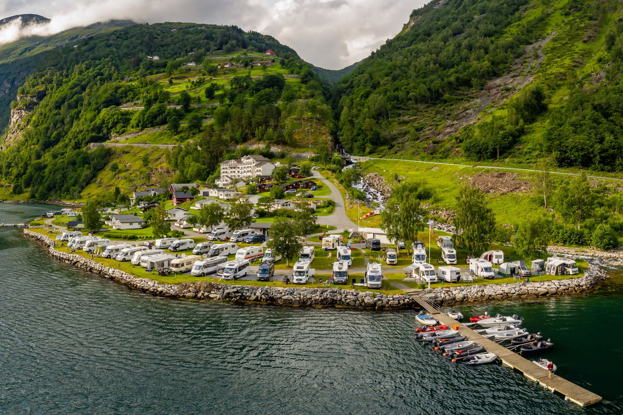 Anfängerfehler beim Camping: Diese 10 Dinge bringen deine Platznachbarn auf die Palme