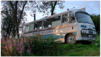Majestic Bus 4