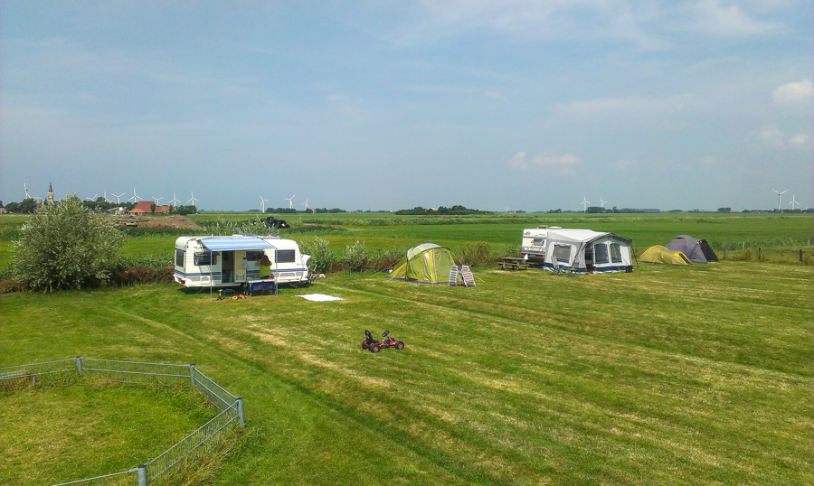 Reiseziele für den Herbst: 13 Camping-Blogger verraten ihre Lieblingsecken 6 Minicamping Wiese01