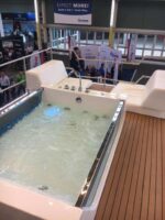 Pool auf dem Elysium von Furrion