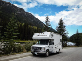 Ein kleines Wohnmobil in Kanada