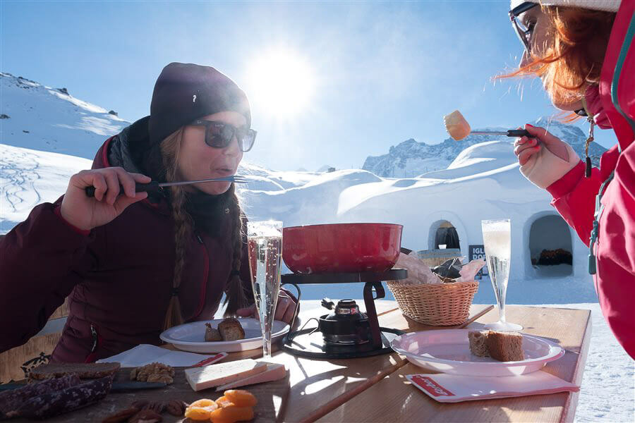Unglaublich schön und luxuriös: 15 Glamping-Unterkünfte in Deutschland 26 Glamping im Schnee - www.iglu-dorf.com