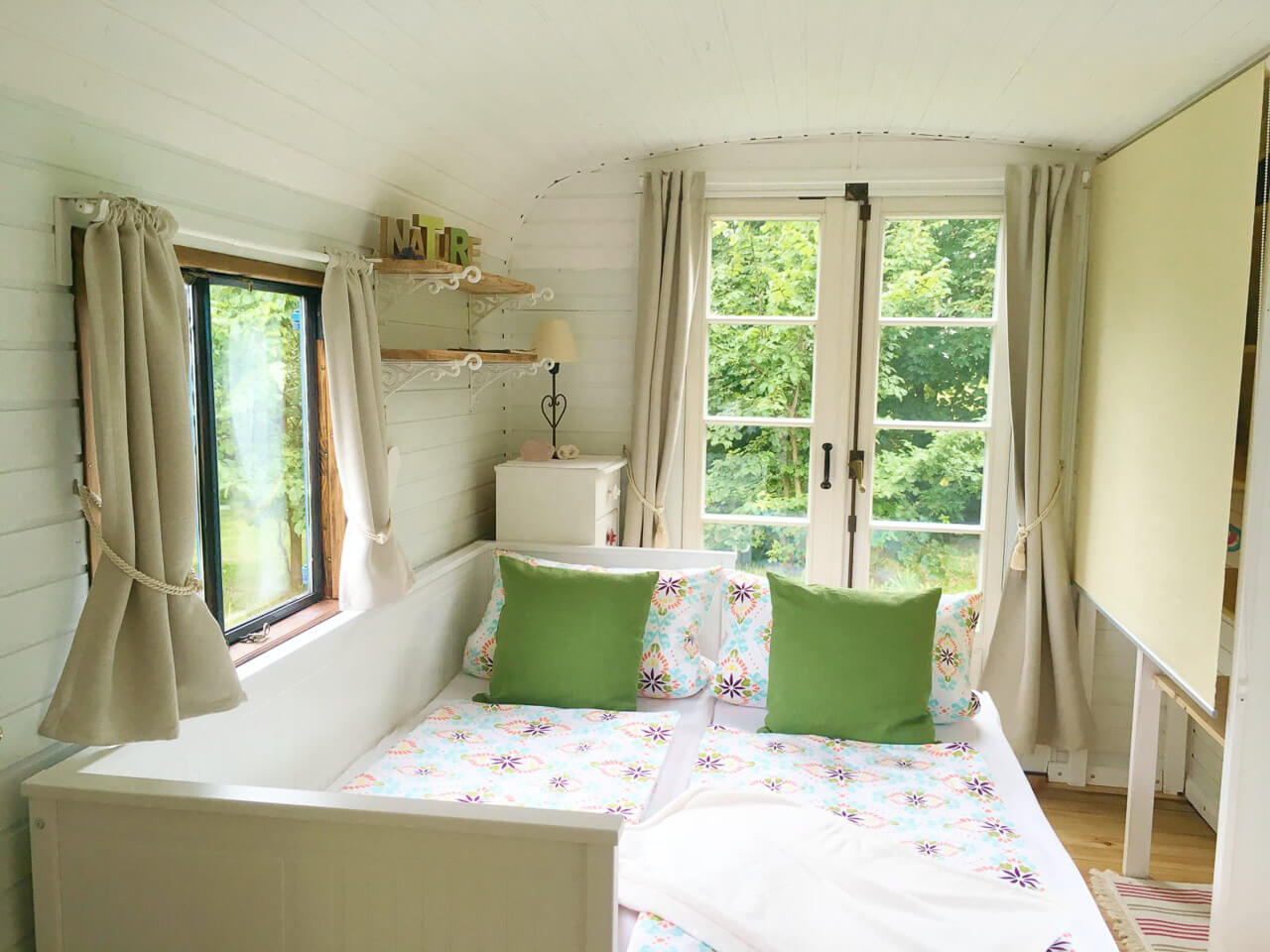 Unglaublich schön und luxuriös: 15 Glamping-Unterkünfte in Deutschland 2 Glamping Zirkuswagen - www.Gesundheitshofdenker.de