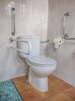 Campingbranche, wir müssen reden - Lösungsansätze für mehr Barrierefreiheit 2 Barrierefreie Sanitäranlagen sind bisher nur auf wenigen Campingplätzen vorhanden