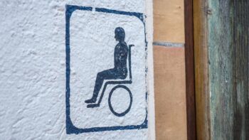 Campingbranche, wir müssen reden - Lösungsansätze für mehr Barrierefreiheit 4 Barrierefreie Bäder müssen leicht zugänglich und geräumig sein.