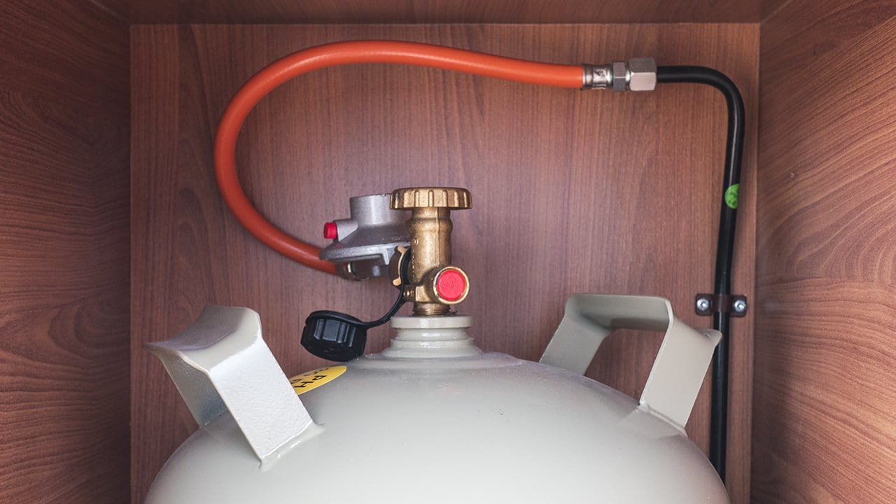 Gasflaschen beim Camping – Varianten, Befüllung, Sicherheitstipps