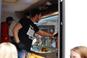 Hinter den Kulissen vom Food Truck Wrap Stars