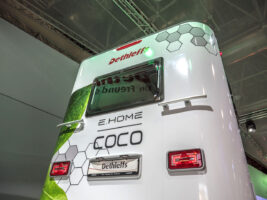 E-Mobilität im Reisemobil - Chancen, Ansätze, Herausforderungen 28 Heck Dethleffs e-Caravan Studie e.home Coco