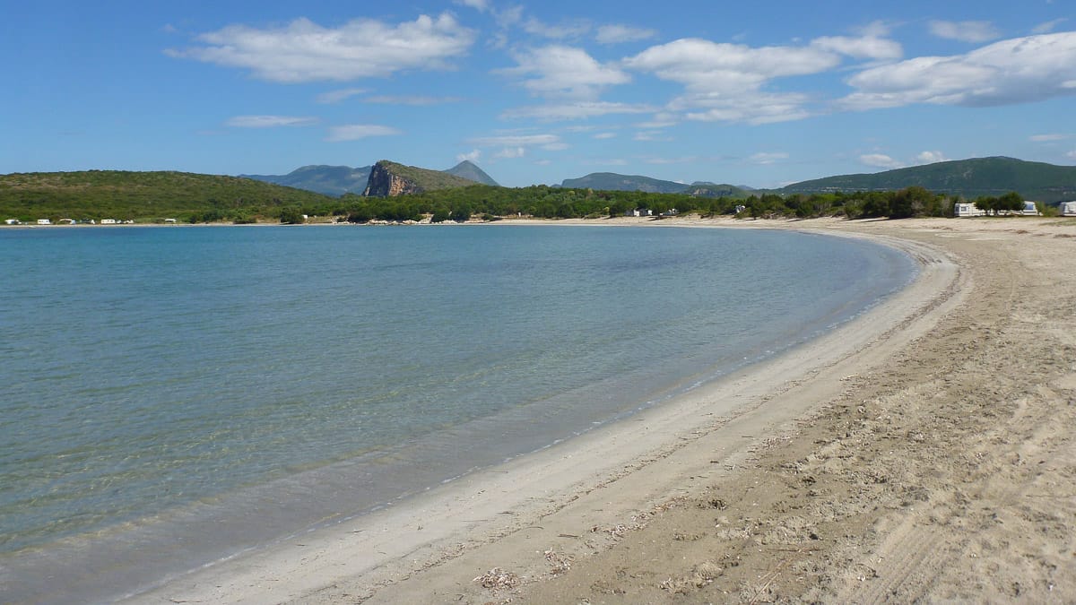 Wildcampen und Freistehen in Griechenland: Regeln, Strafen und Tipps (2026) 4 Am Strand Ammoudia im Norden von Griechenland
