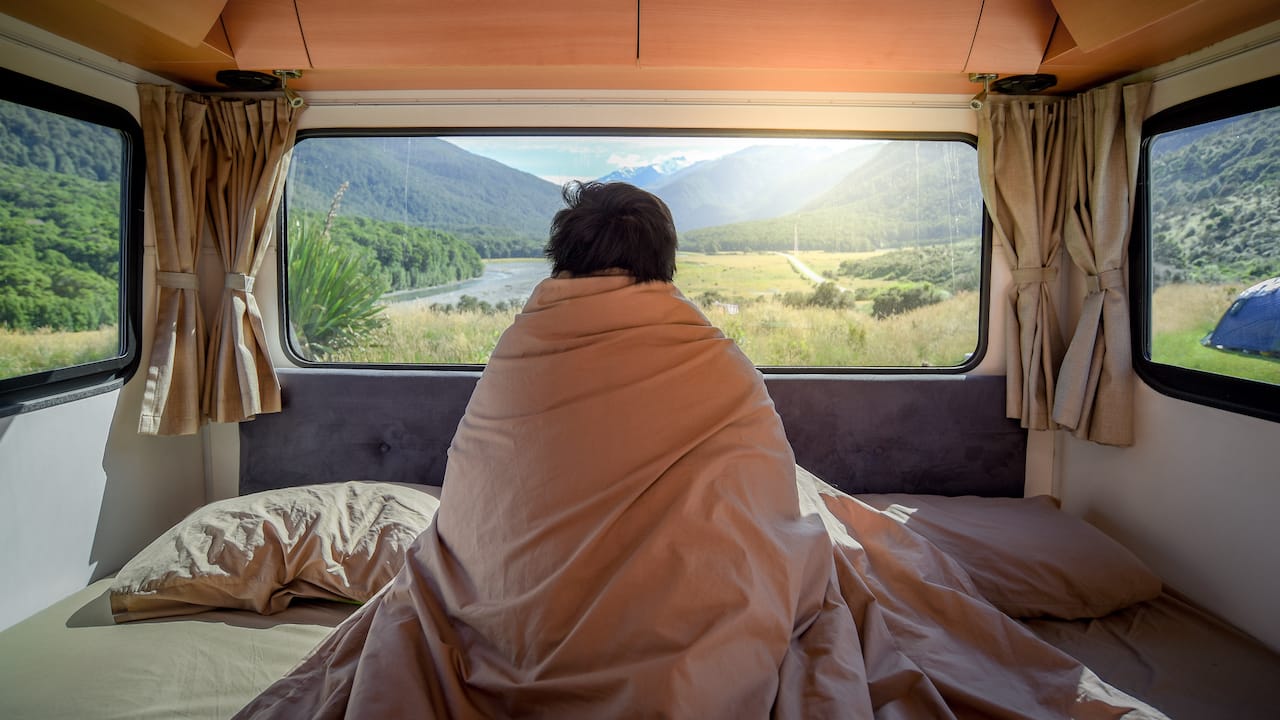 Die richtige Bettwäsche für Wohnmobil und Wohnwagen: Sommer, Winter, Sondergrößen