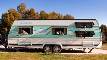 Familie Textilsucht im Caravan unterwegs