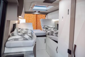 Frankia Yucon Kastenwagen klein Bett Schlafplatz