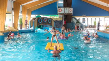 Indoorpool auf dem Fünf Sterne Camping Ardoer Camping