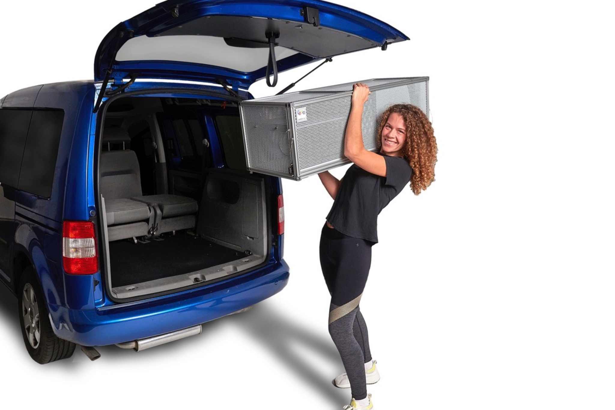 Die COMO Camperbox lässt sich leicht transportieren, wodurch sie schnell und unkompliziert ausgebaut werden kann. © Sepp Klement, COMO Camper