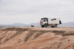 Mit dem Overlander in der Wüste