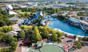 Beim Camping mit Kind in Nouvelle Aquitaine die Freuden des Lebens entdecken 14 Besuch im Futuroscope beim Camping mit Kind in Nouvelle Aquitaine