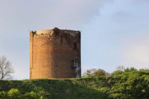 Der Stolper Turm beim Camping in der Uckermark