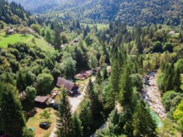 Blick auf das Camp Korita für Camping in Slowenien