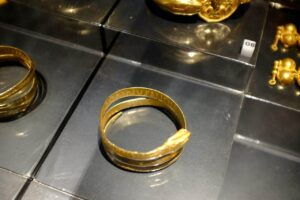 Schmuck aus Ausgrabrungen in Pmpeji
