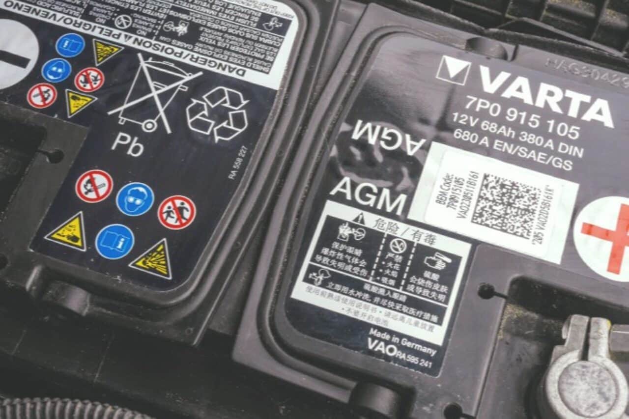 Autobatterie fremdstarten oder überbrücken - mit pdf-Tutorial zum Download!