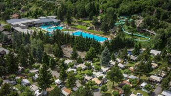 Thermal Camping Brigerbad Campingplatz Luftaufnahme