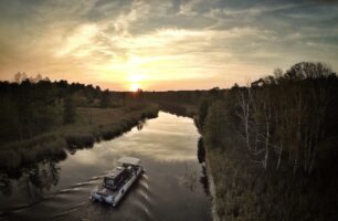 Camping auf dem Wasser mit Freecamper Eric Stelzer