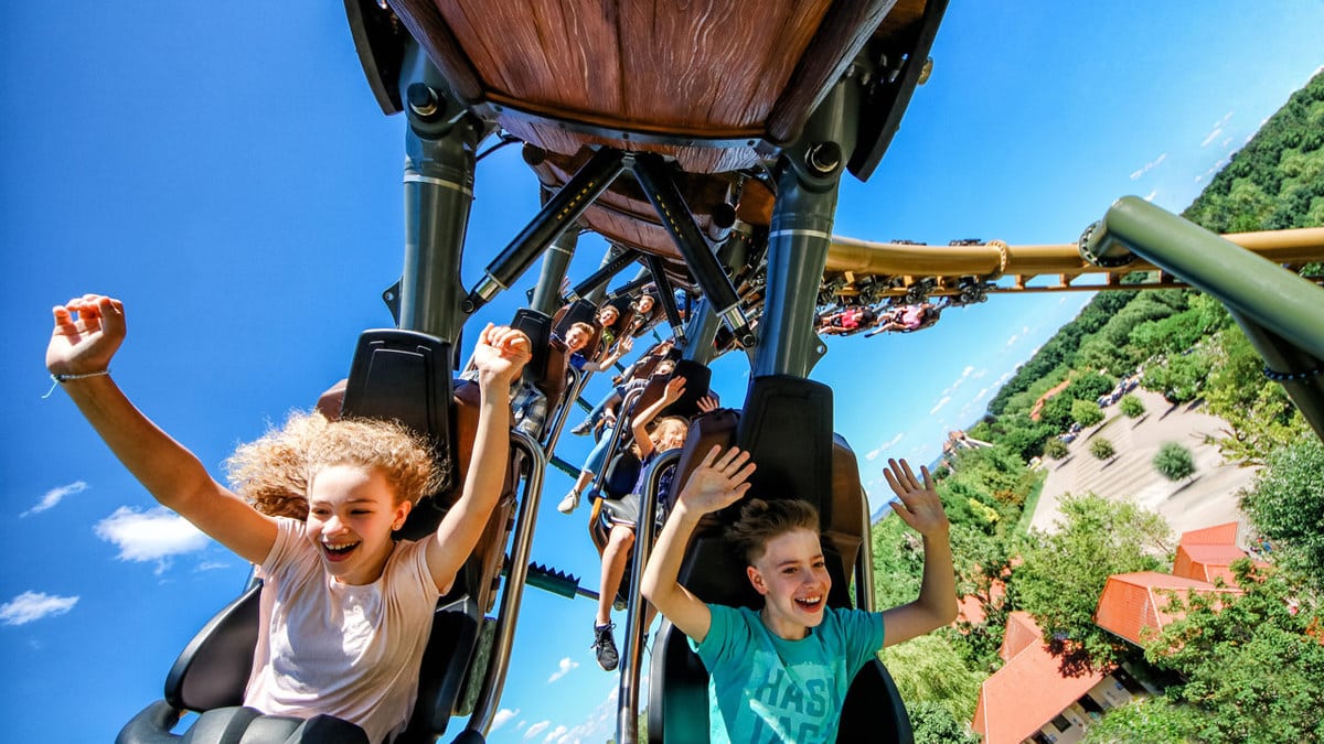 Camping an Freizeitparks: Vergnügen für die ganze Familie 12 Hals über Kopf im Tripsdrill Freizeitpark in Deutschland