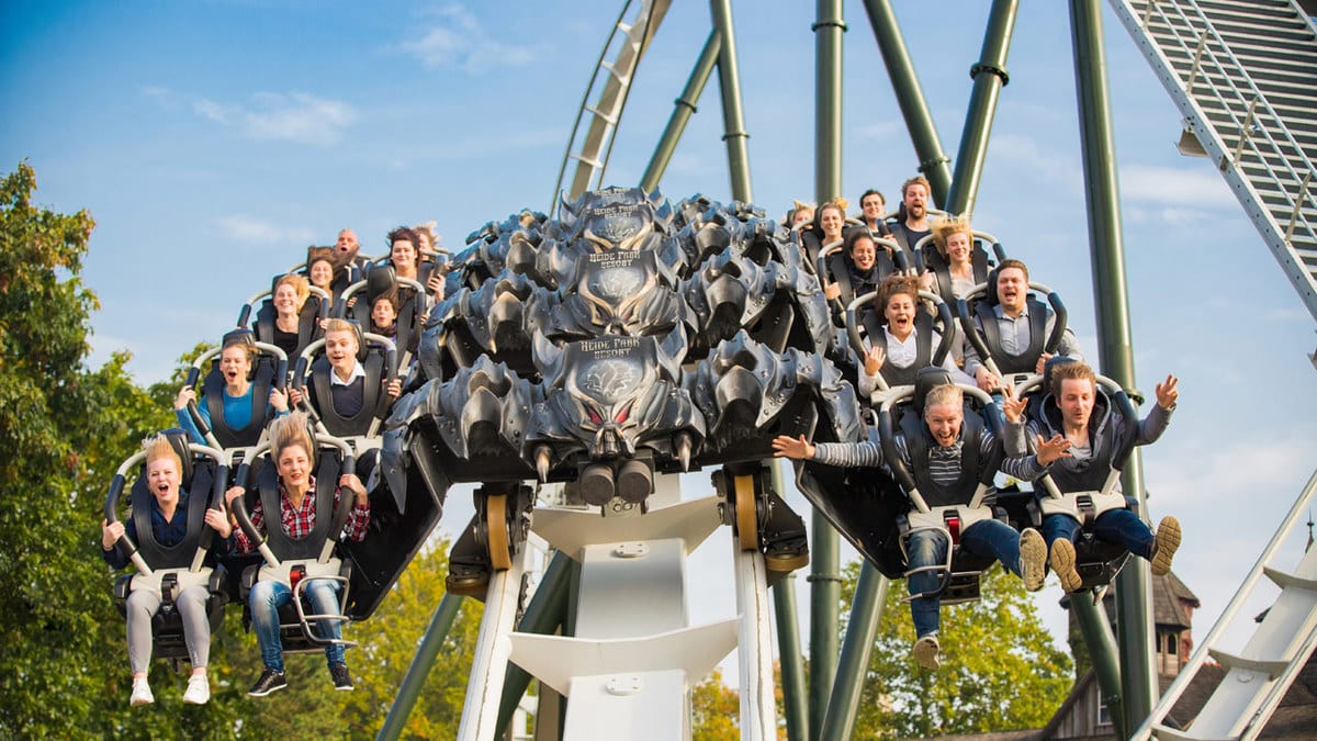 Camping an Freizeitparks: Vergnügen für die ganze Familie 2 Flug der Dämonen im Heidepark ein Freizeitpark in Deutschland