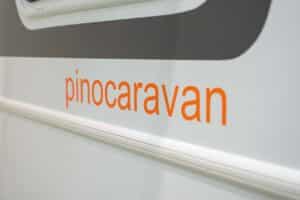 pinocaravan pi xl schriftzug