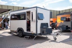Wohnwagen-Neuheiten 2023: THECUBER – modularer Caravan für Individualisten 8 The Cuber Anhänger