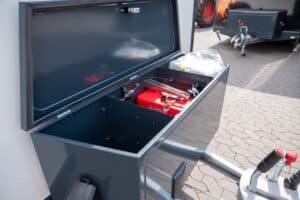 Wohnwagen-Neuheiten 2023: THECUBER – modularer Caravan für Individualisten 25 The Cuber Staukasten