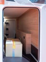 WEINSBERG X-Cursion Van (2023) – innovatives Wohnmobil auf VW T 6.1-Basis mit Schwenkbad 29 weinsberg x cursion van heckgarage beidseitig