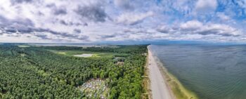 Camping auf Usedom – die Sonneninsel für die ganze Familie 14 Naturcamping Ueckeritz von oben ©Andreas Dumke