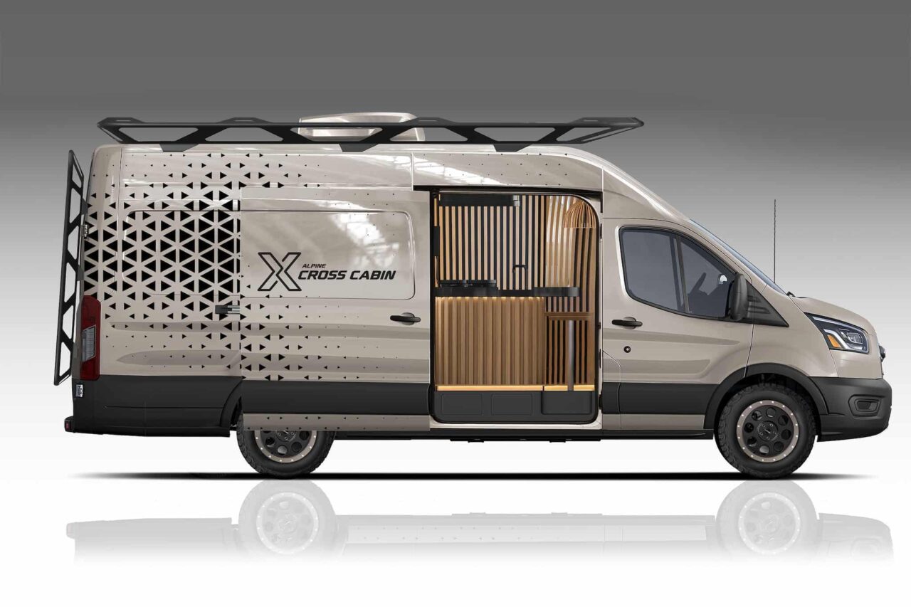 Alpine Cross Cabin Concept Van Seitenansicht