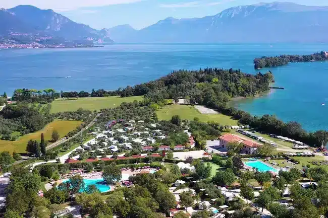 Last-Minute Camping an Pfingsten: Auf diesen Plätzen gibt es noch freie Stellplätze 8 fornella caming wellness resort campinginfo 1