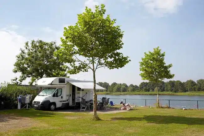 Last-Minute Camping an Pfingsten: Auf diesen Plätzen gibt es noch freie Stellplätze 4 Recreatiepark TerSpegelt camping.info