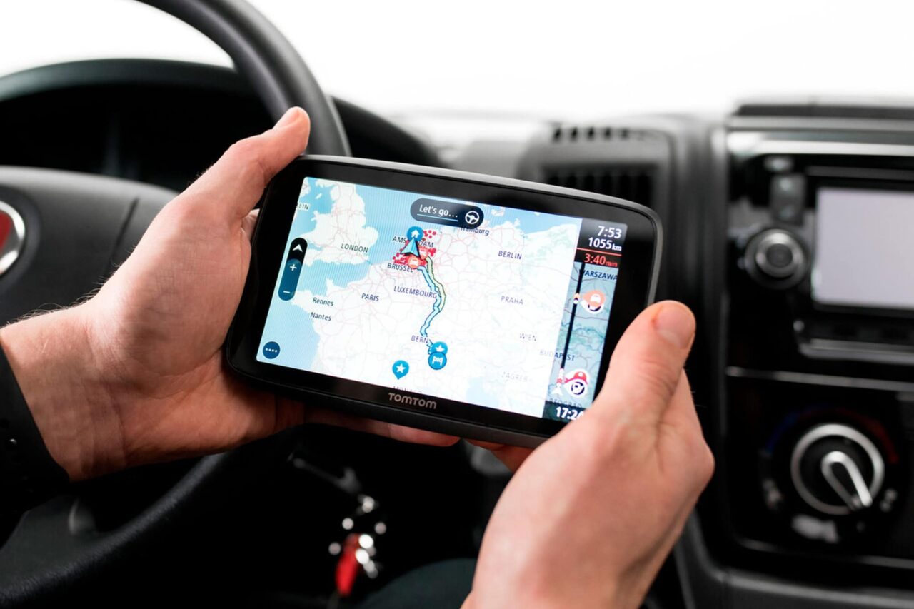 Urlaubsdeals bei Fritz Berger: Satte Rabatte auf beliebte Camping-Produkte 6 TomTom GO Camper Tour