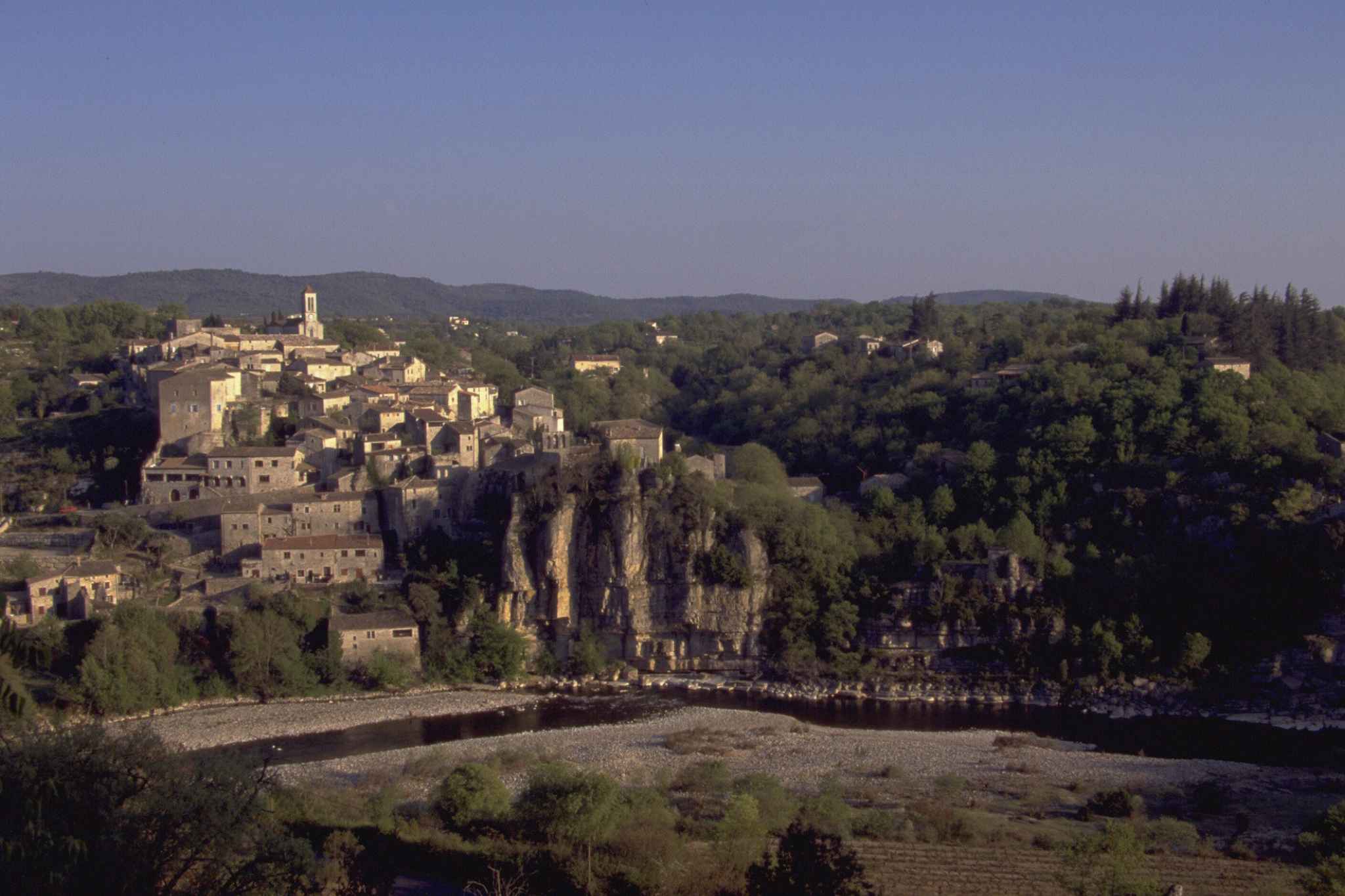 Mittelalterdoerfer in Frankreich