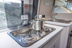 carado camper van cv590 kueche