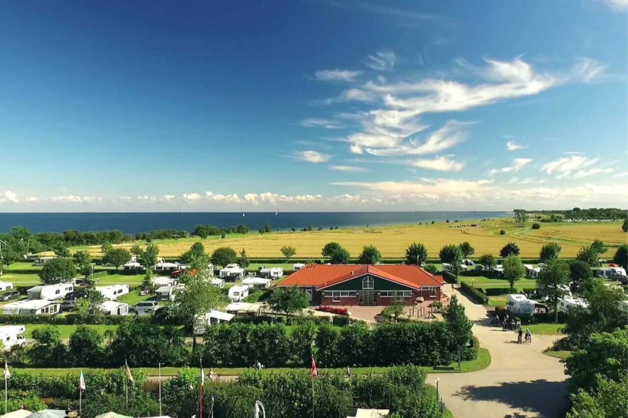 Wohnwagen auf Campingplatz Mieten - Rosenfleder Strand