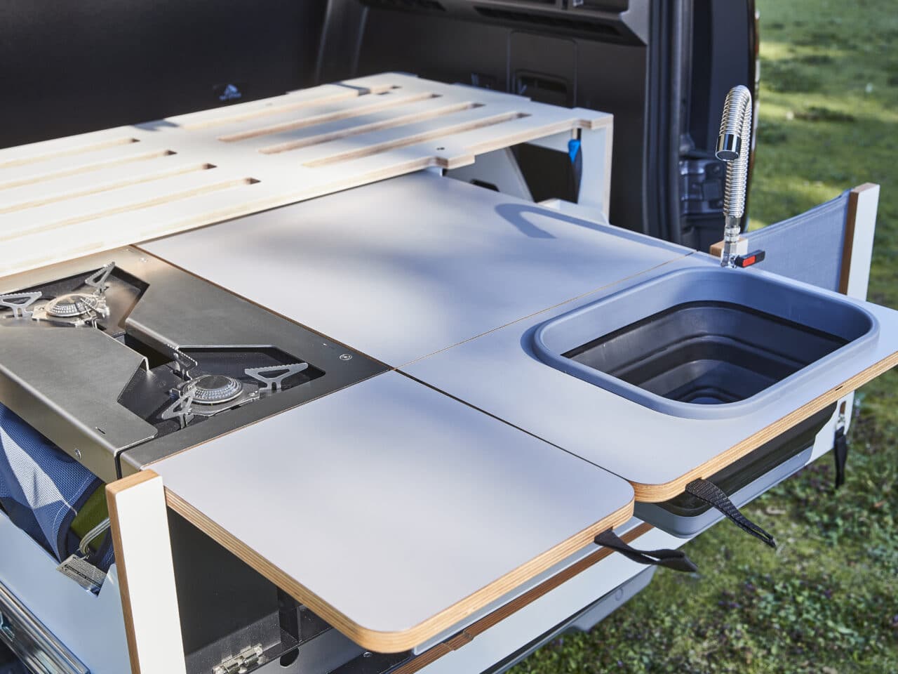 nissan townstar ev kombi kuechenmodul detail