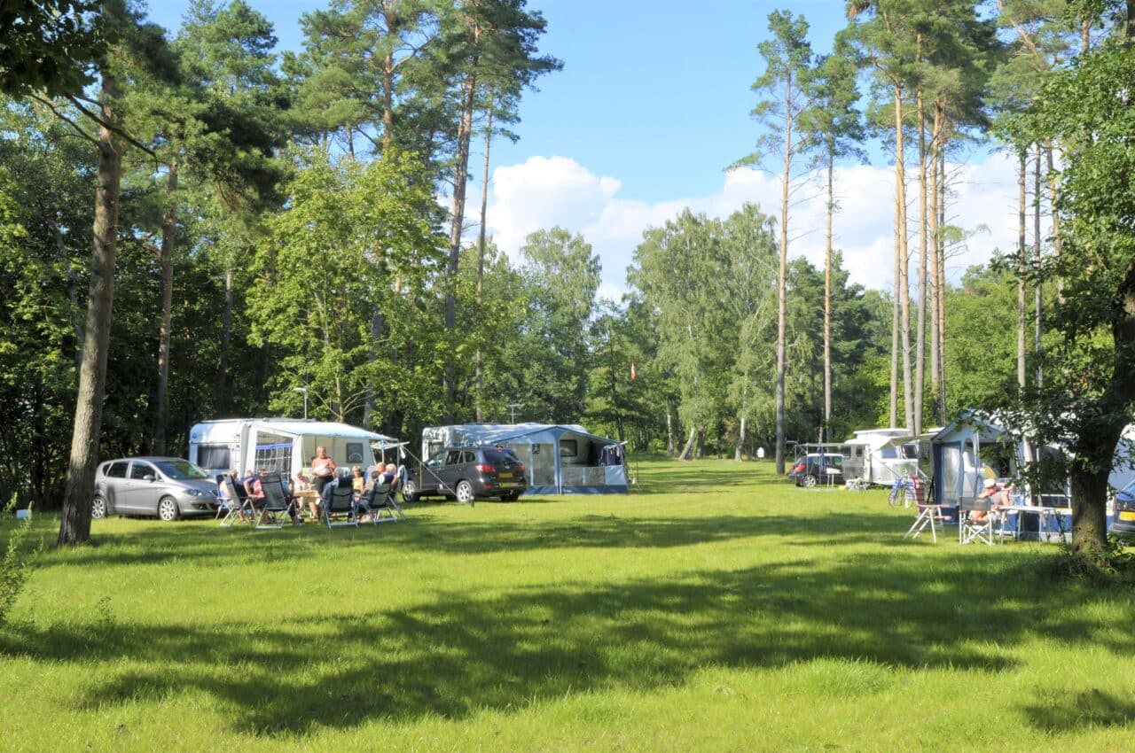 Camper-Paradiese: Deutschlands Top-Campingplätze, die man erlebt haben muss 8 CampingPlatz Ecktannen