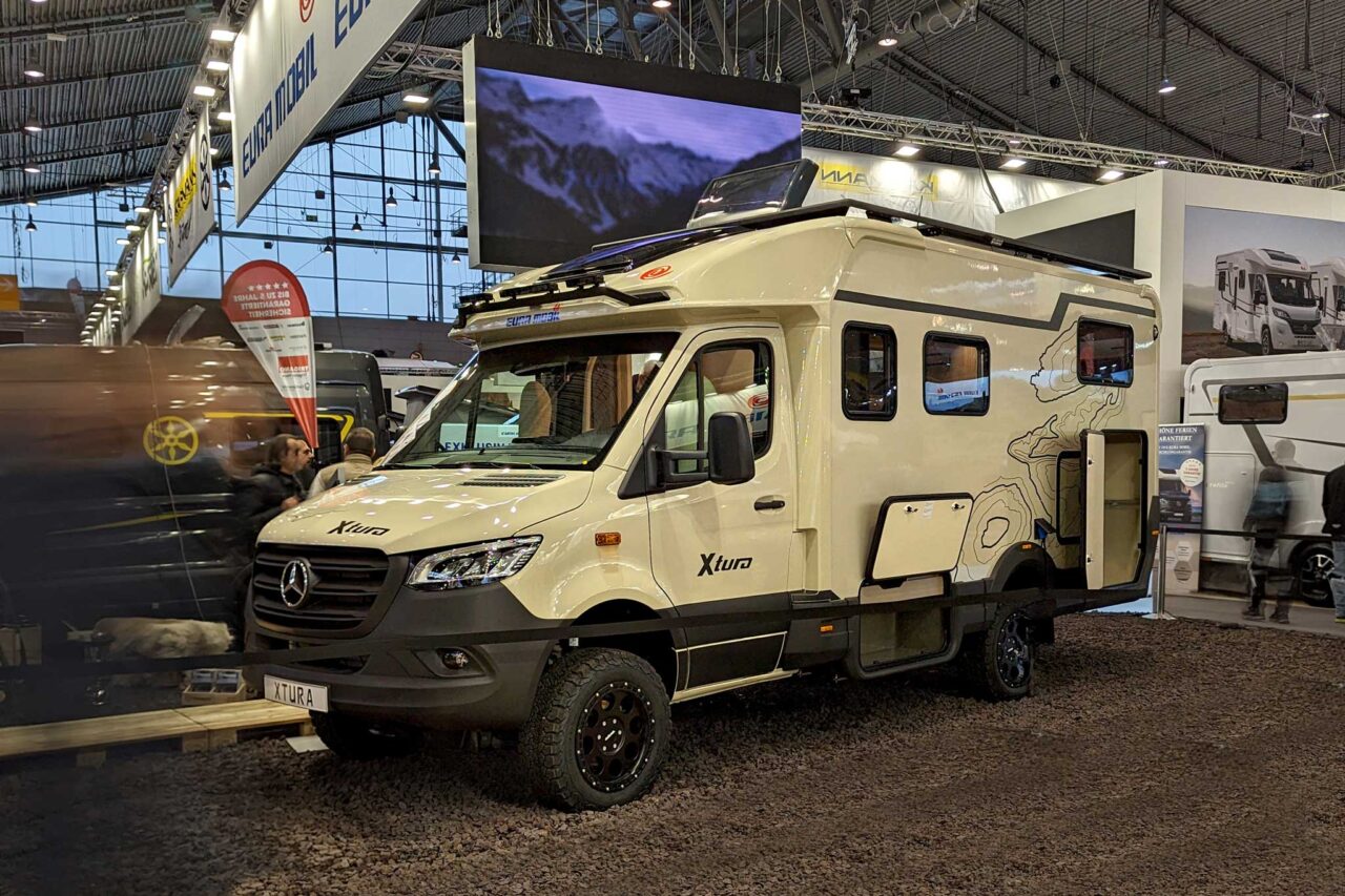 Wohnmobil- und Wohnwagen-Highlights 2024: Top-Modelle für unvergessliche Campingreisen 9 Eura Mobil Xtura Außenansicht