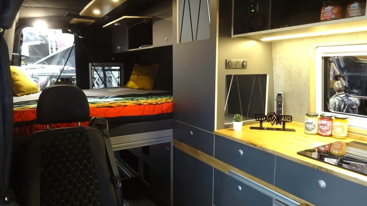 ExplorerYeti5 innen cKatja Scholz