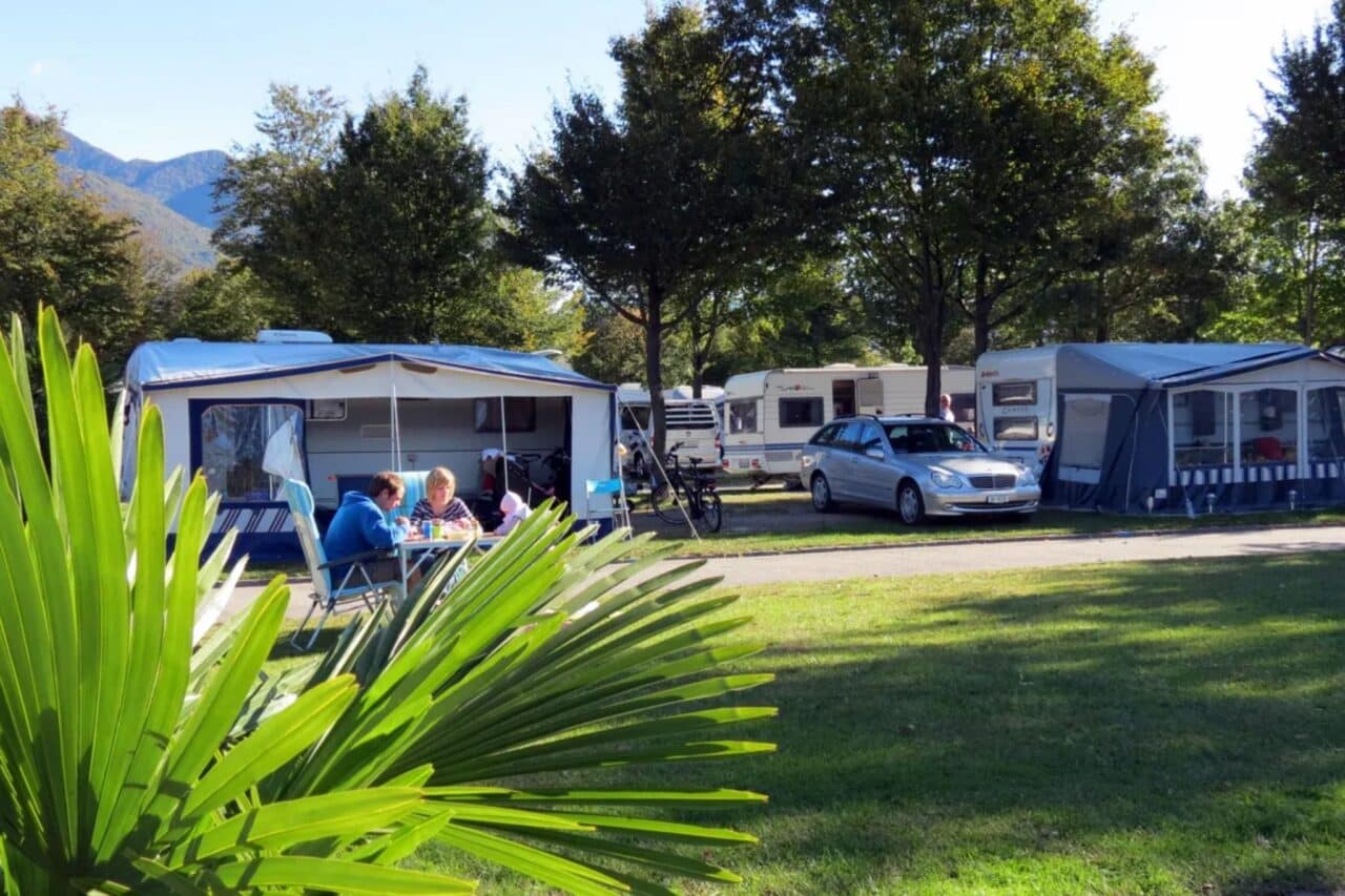 campofelice camping village stellplaetze am lago maggiore