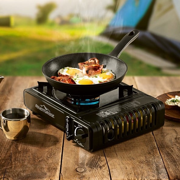 Ab heute in deiner ALDI Filiale: praktische Camping-Produkte zu unschlagbaren Preisen! 3 ALDI Adventuridge Gaskocher