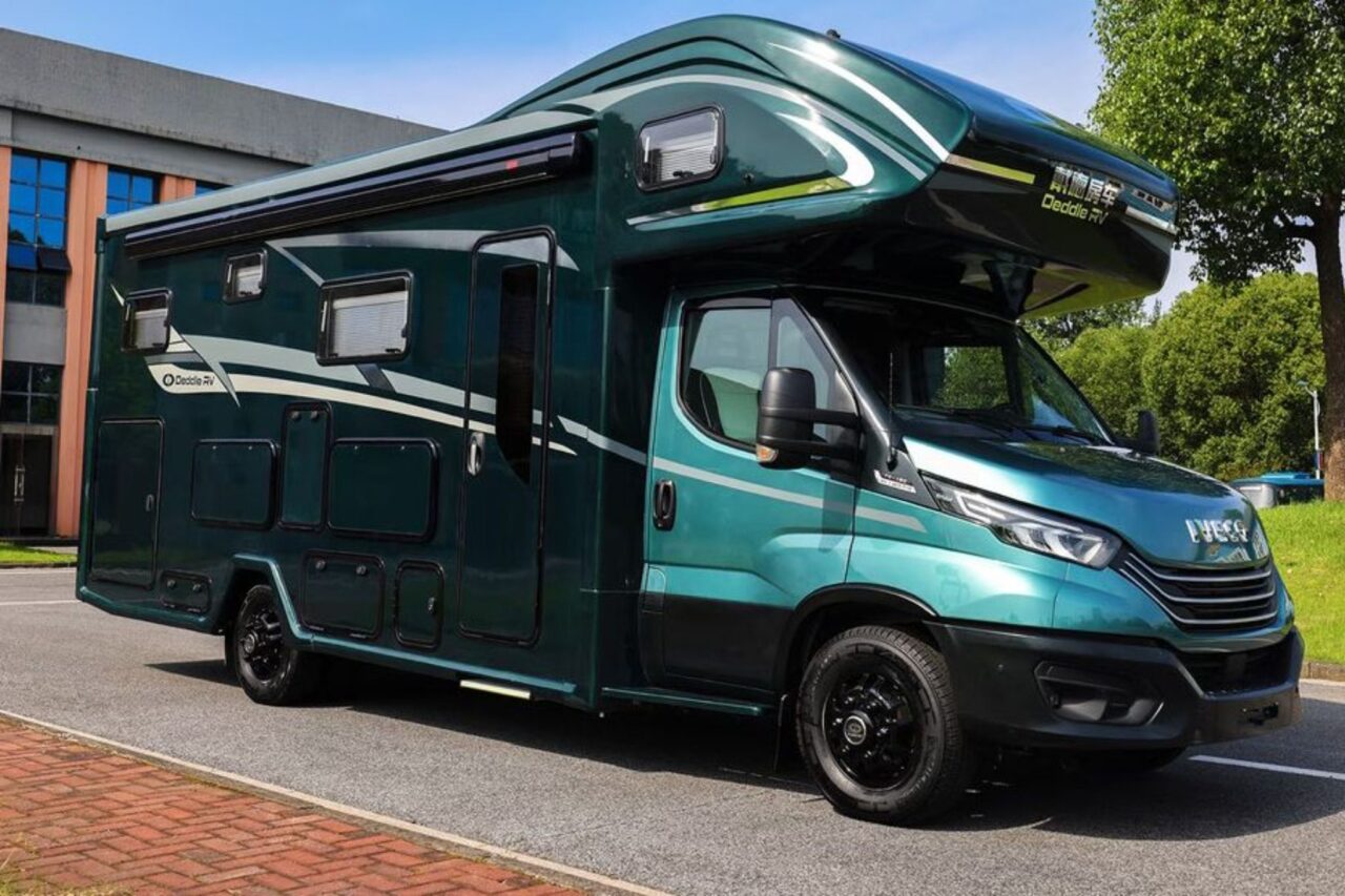 China Wohnmobil Deddle RV Carbonic Liner 7.8