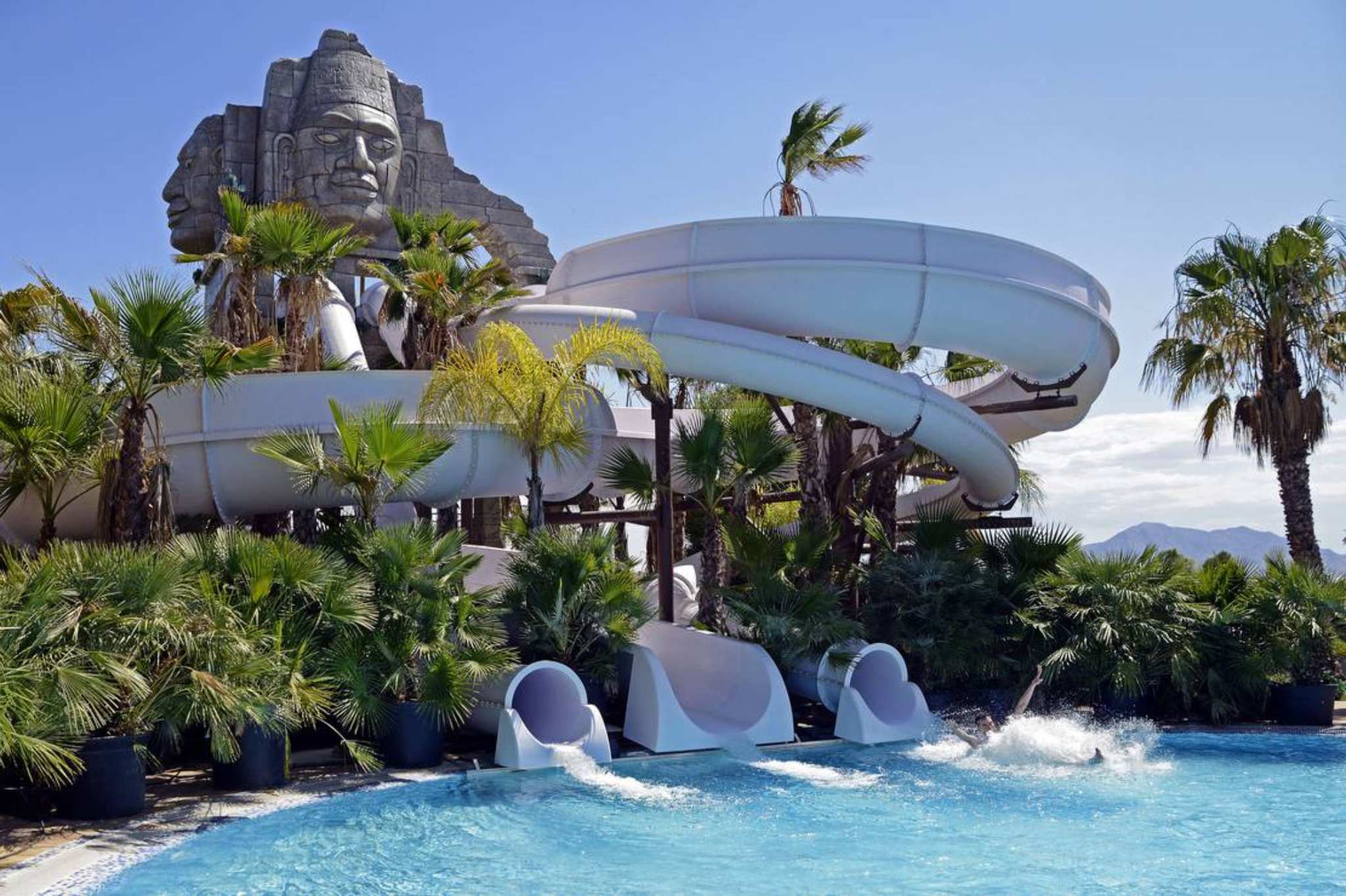 Campingplätze mit Aquaparks – Spaß für Badenixen und Wasserratten